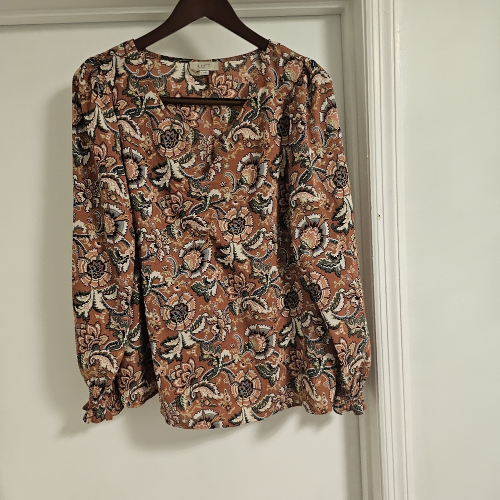 Loft floral long sleeve top.